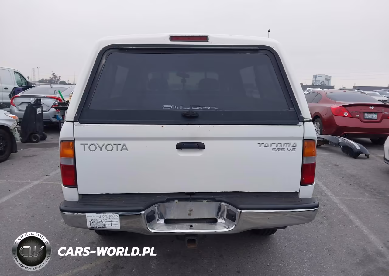 1999 Toyota Tacoma VIN:4TAWN72N9XZ467433 - 16