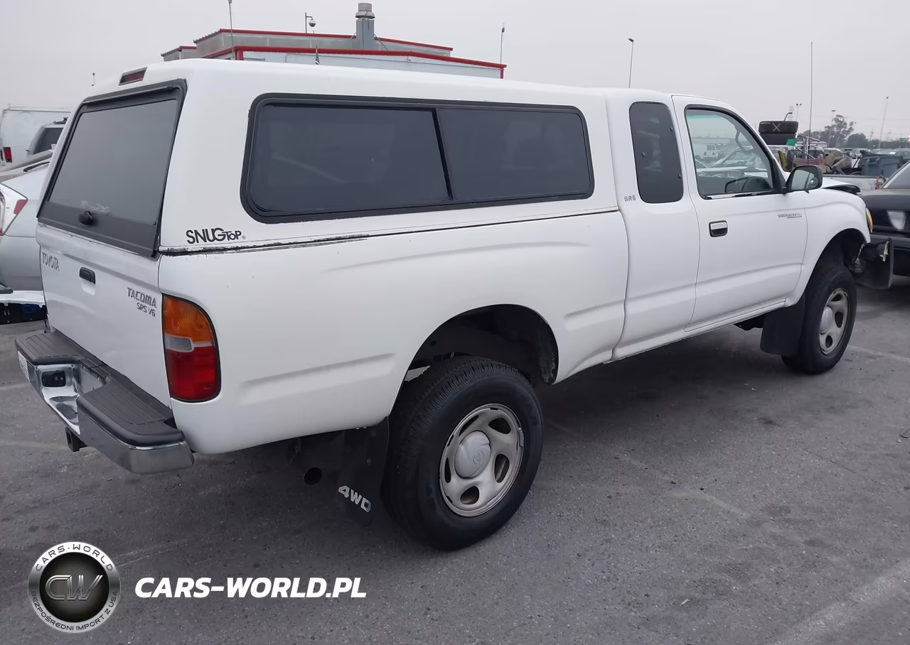 1999 Toyota Tacoma VIN:4TAWN72N9XZ467433 - 4