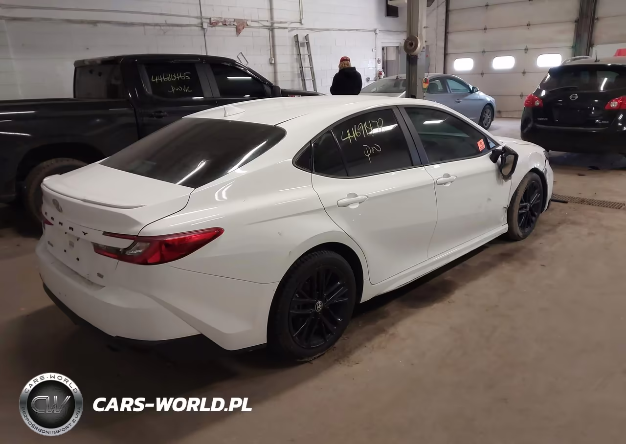 2025 Toyota Camry Se VIN:4T1DAACKXSU018532 - 4
