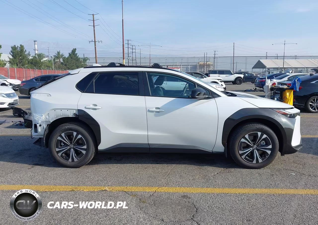 2025 Toyota Bz4X Xle VIN:JTMABACA5SA092244 - 14
