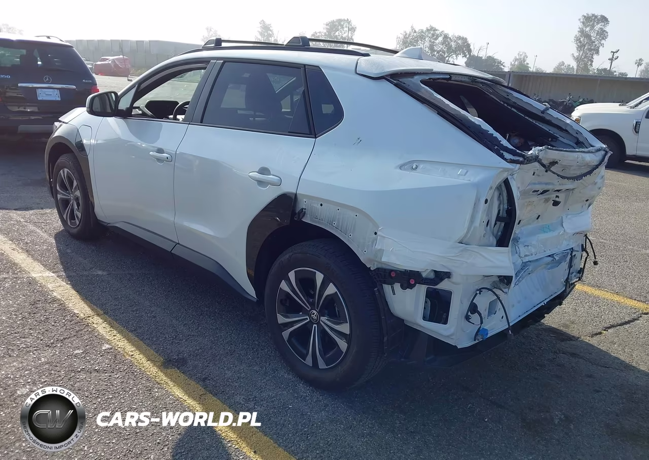 2025 Toyota Bz4X Xle VIN:JTMABACA5SA092244 - 3