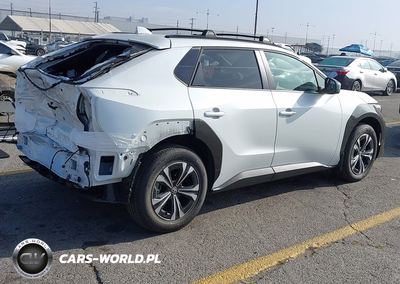 2025 Toyota Bz4X Xle VIN:JTMABACA5SA092244 - 4