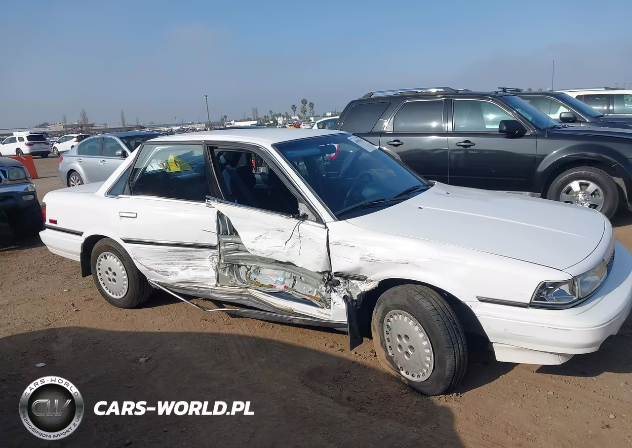 1990 Toyota Camry Le VIN:JT2SV22E3L3399108 - 14