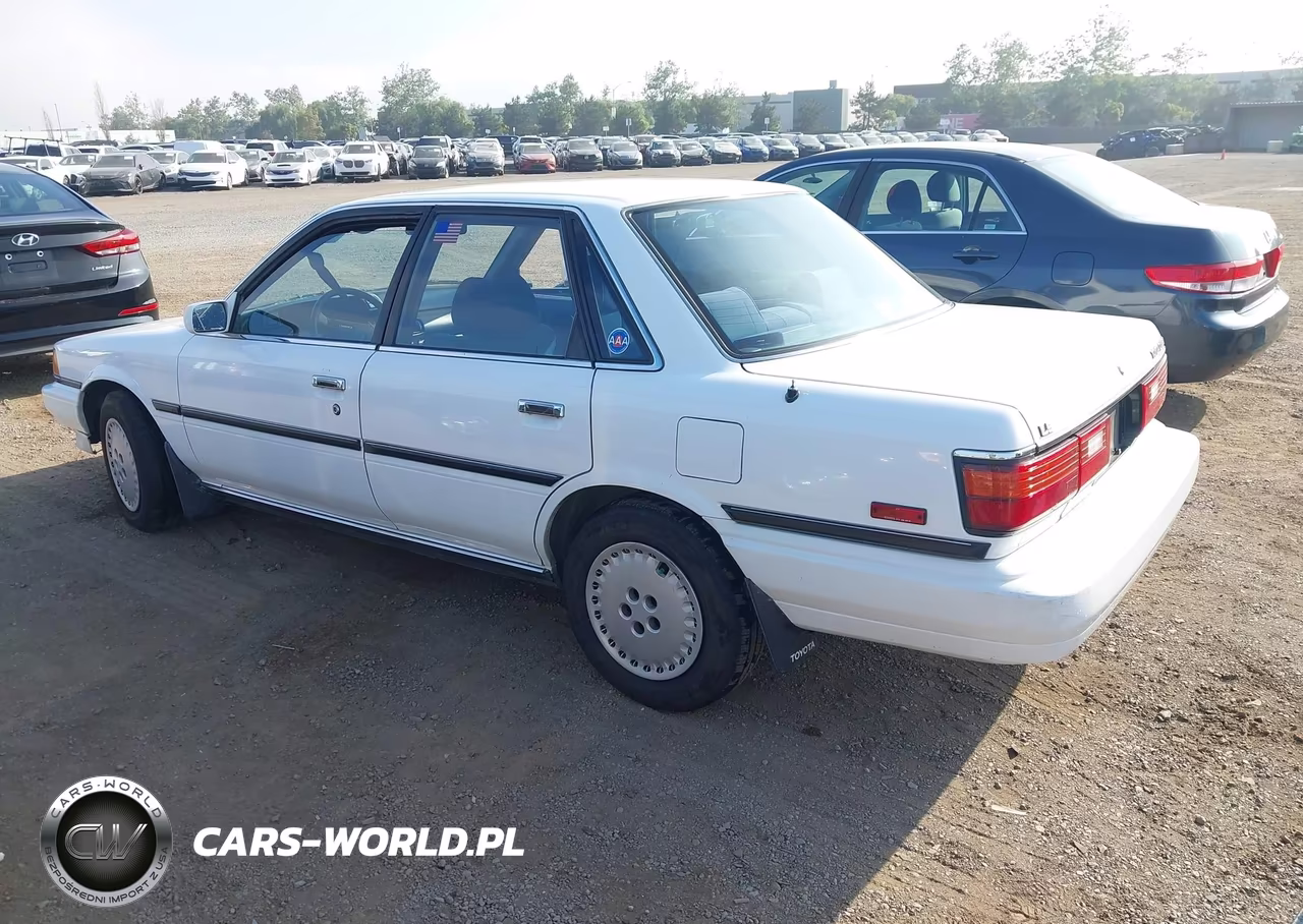 1990 Toyota Camry Le VIN:JT2SV22E3L3399108 - 3