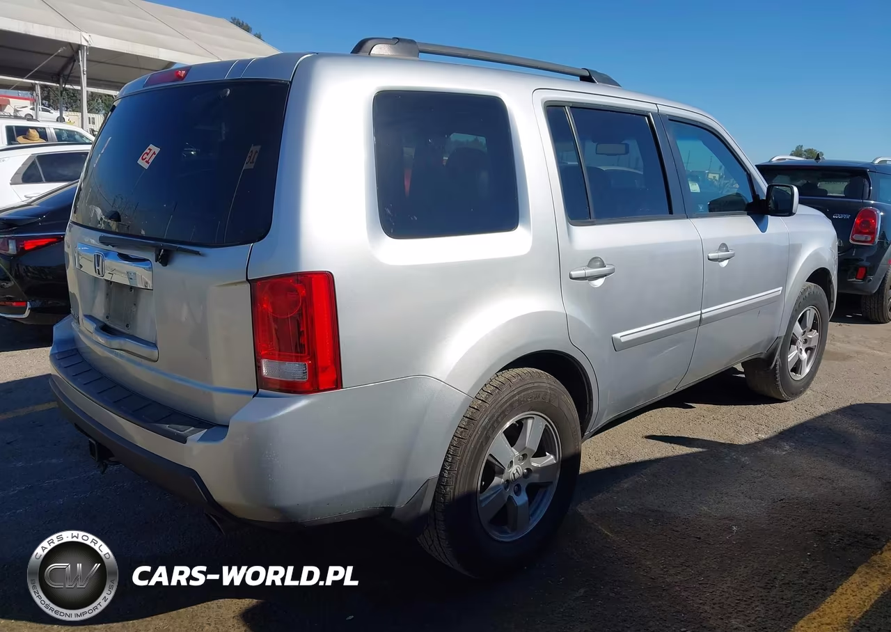 2010 Honda Pilot Ex-L VIN:5FNYF3H53AB004789 - 4