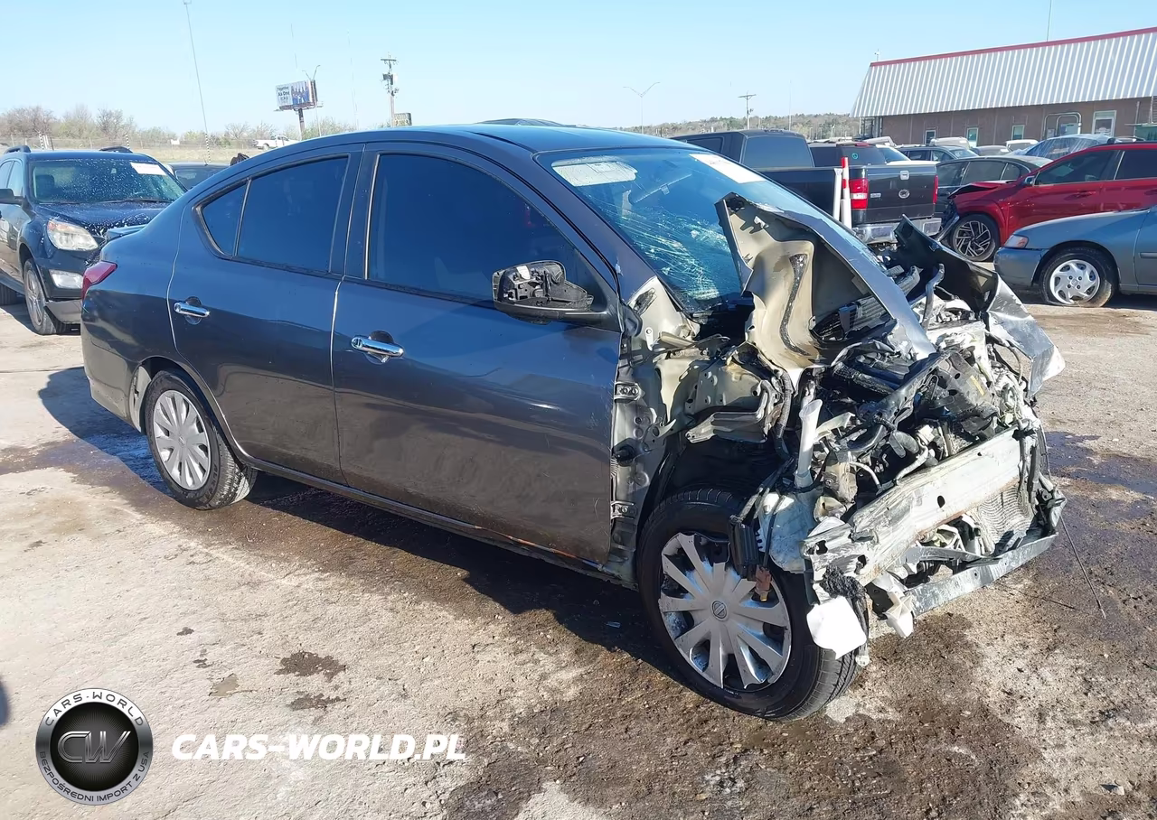 2017 Nissan Versa 1.6 Sv