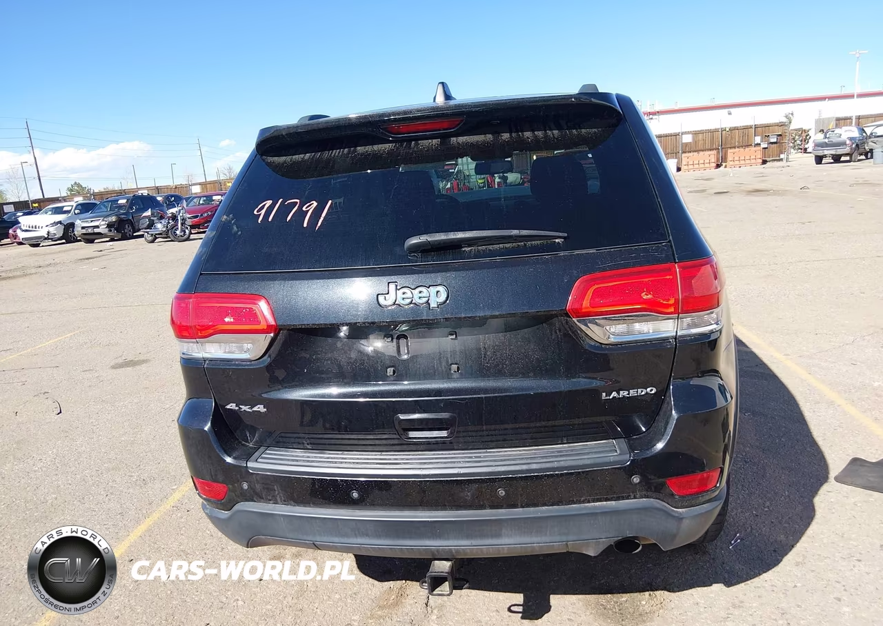 2014 Jeep Grand Cherokee Laredo VIN:1C4RJFAGXEC133017 - 16