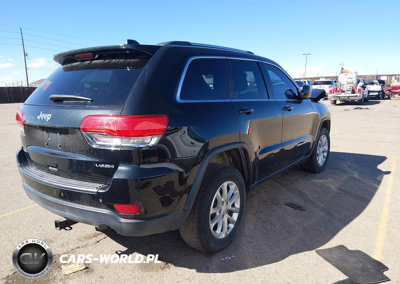 2014 Jeep Grand Cherokee Laredo VIN:1C4RJFAGXEC133017 - 4
