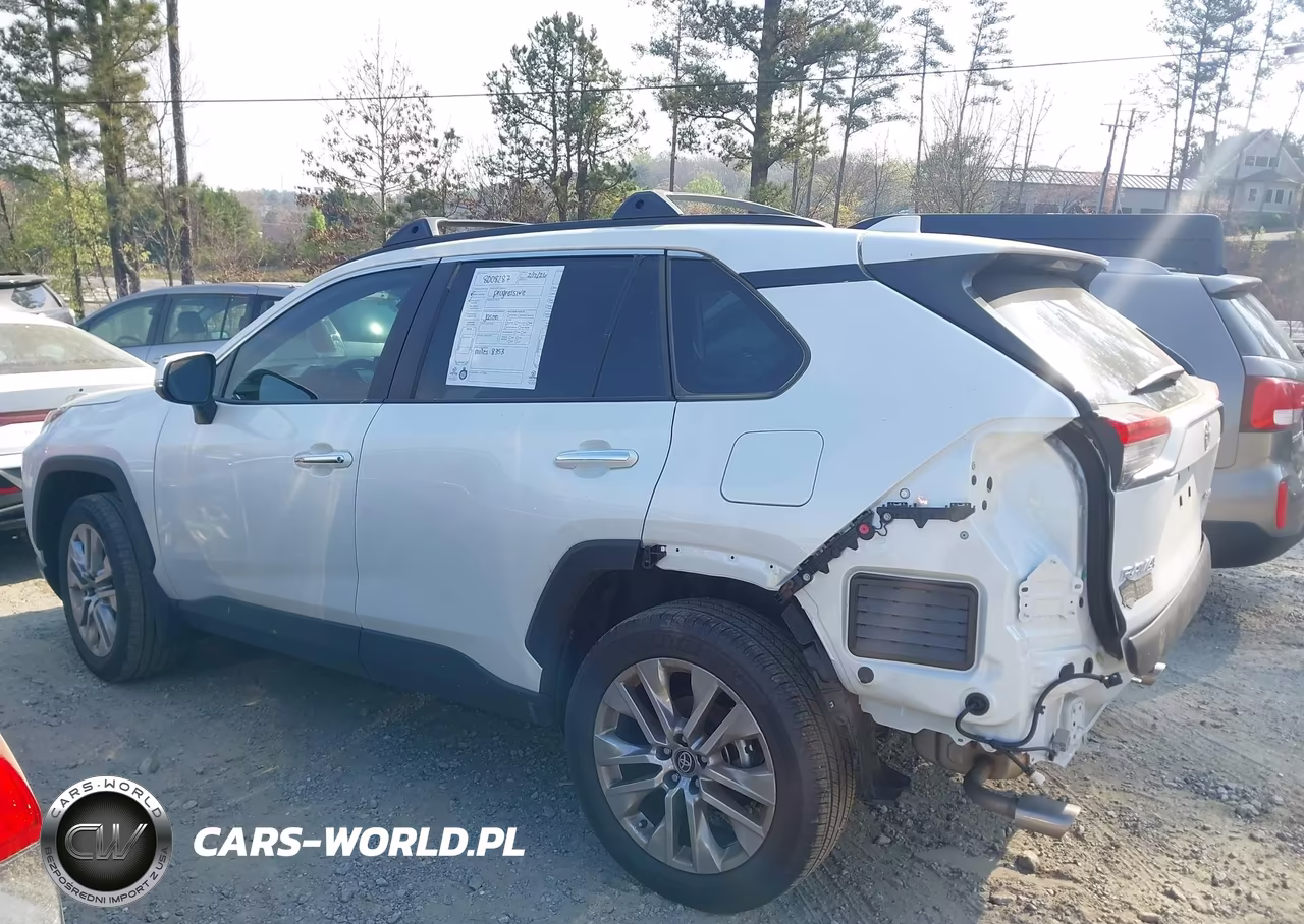 2025 Toyota Rav4 Limited VIN:2T3Y1RFV1SW424888 - 14