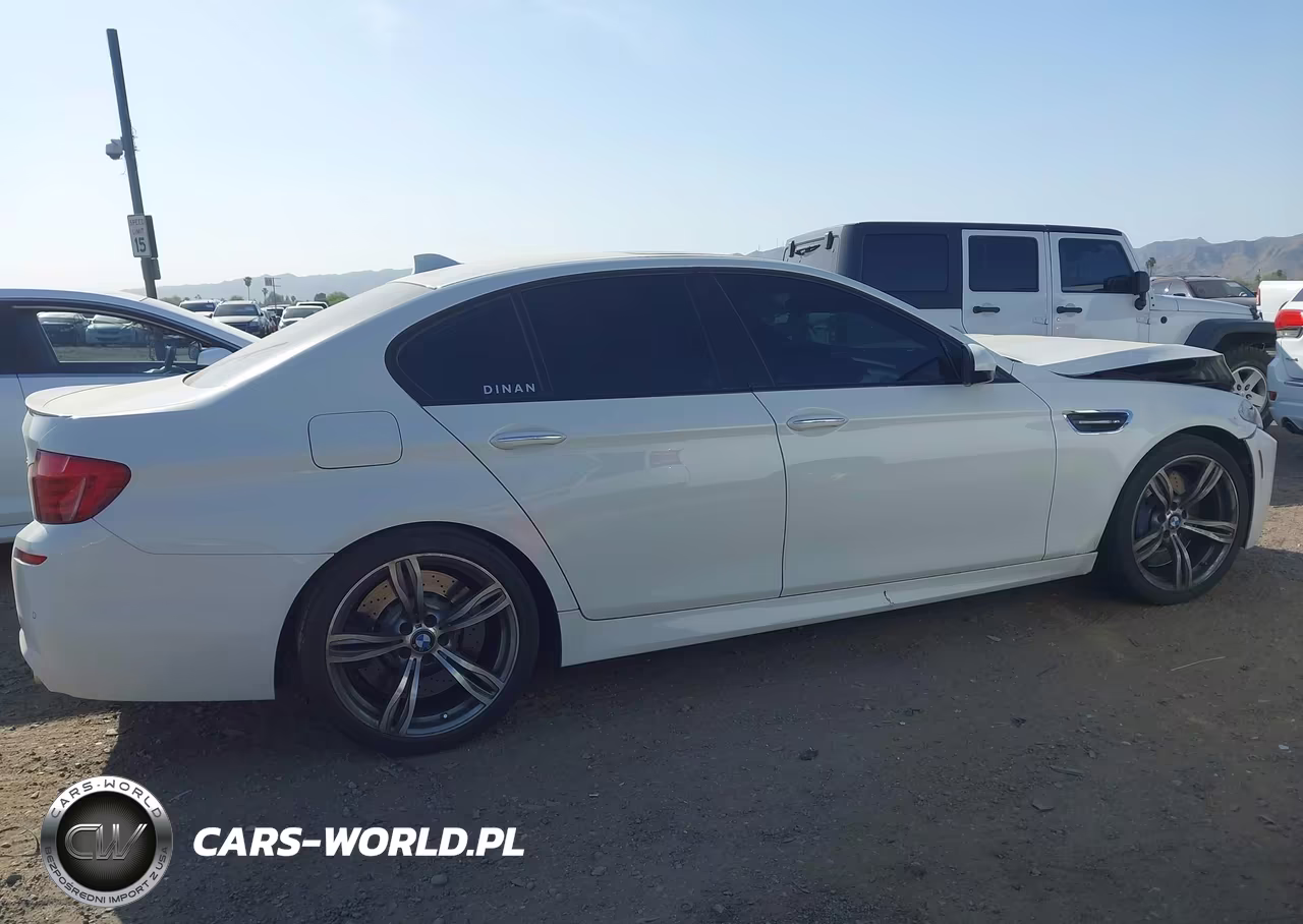 2013 BMW M5 VIN:WBSFV9C57DD096952 - 13