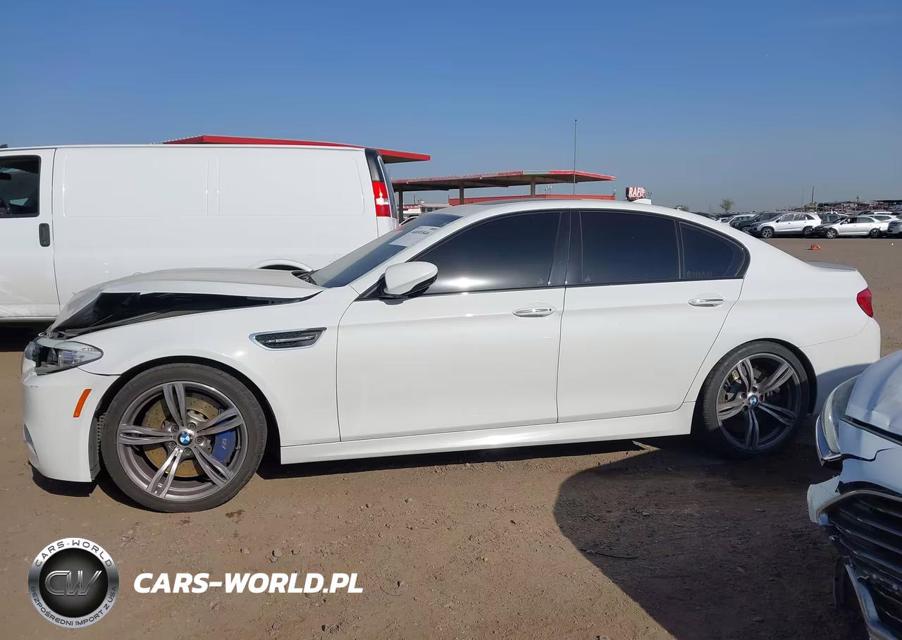 2013 BMW M5 VIN:WBSFV9C57DD096952 - 14