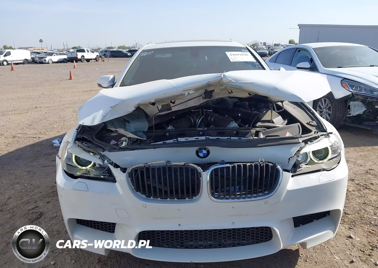 2013 BMW M5 VIN:WBSFV9C57DD096952 - 6