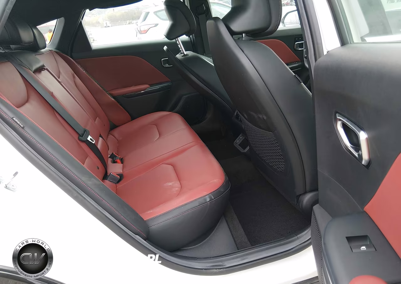 2025 Kia K4 Gt-Line Turbo VIN:3KPFW4DC7SE069816 - 8
