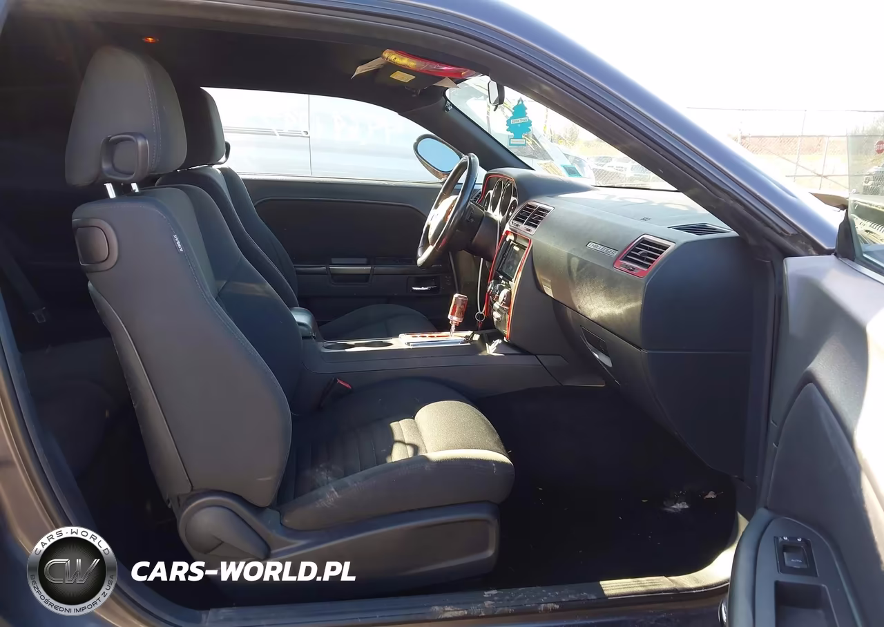 2013 Dodge Challenger Sxt VIN:2C3CDYAG9DH578664 - 5