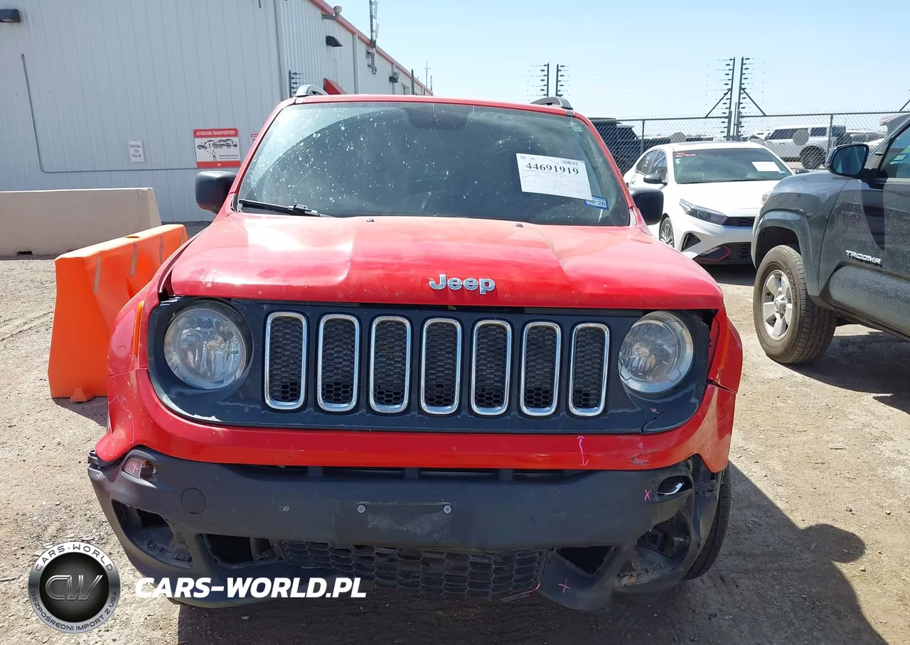 2018 Jeep Renegade Sport 4X4 VIN:ZACCJBAB2JPG66052 - 12