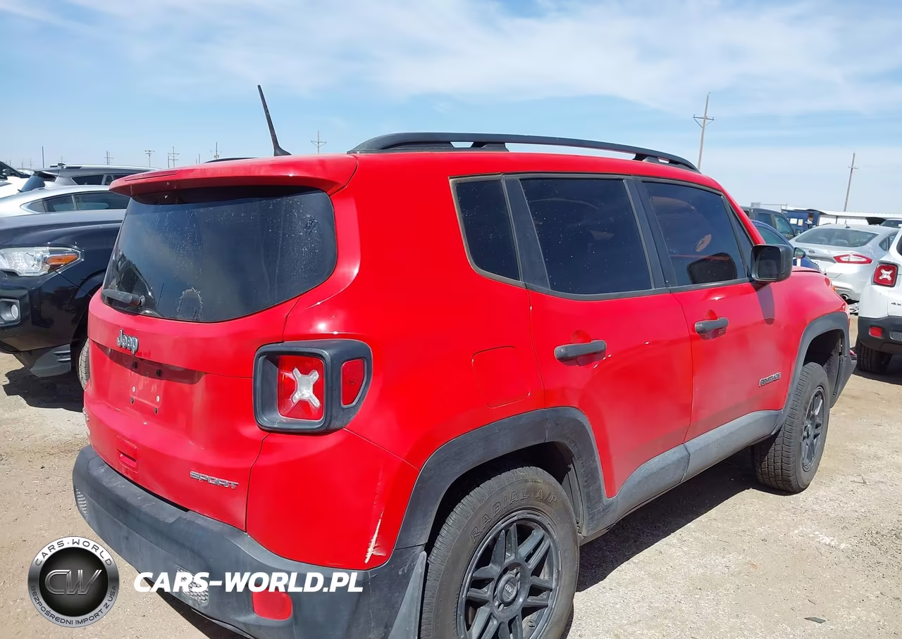 2018 Jeep Renegade Sport 4X4 VIN:ZACCJBAB2JPG66052 - 4