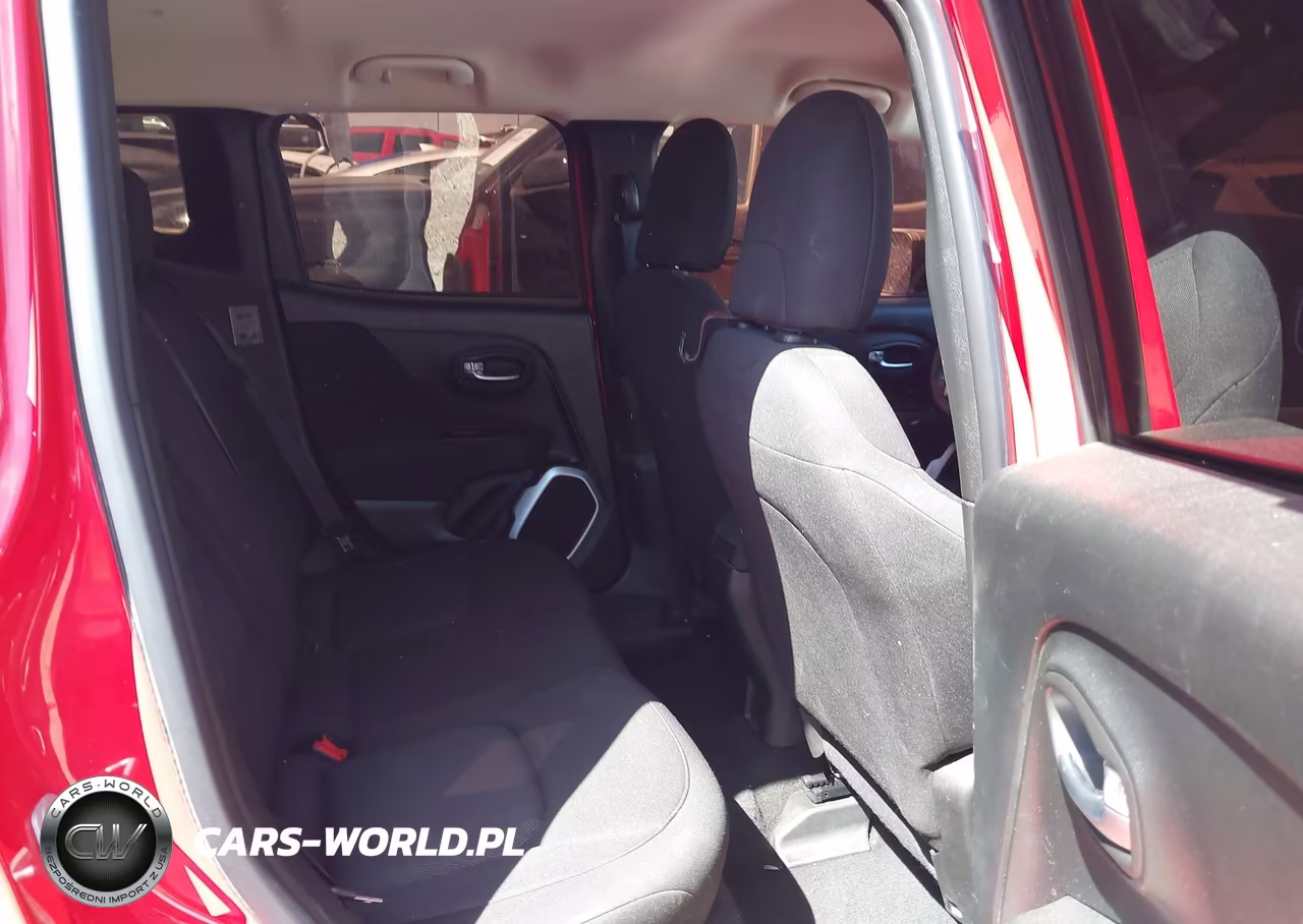 2018 Jeep Renegade Sport 4X4 VIN:ZACCJBAB2JPG66052 - 8