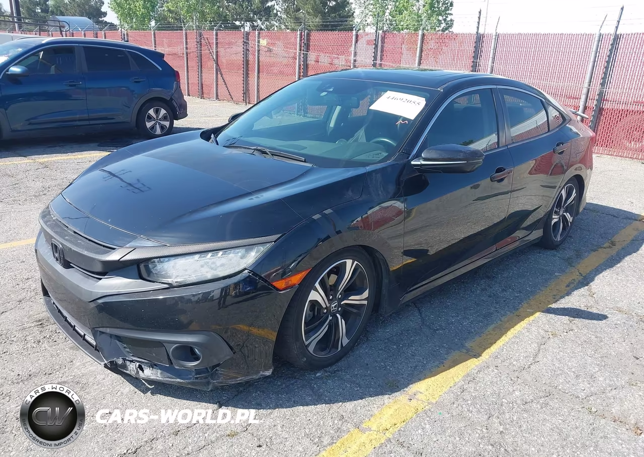 2017 Honda Civic Touring VIN:19XFC1F90HE005960 - 2