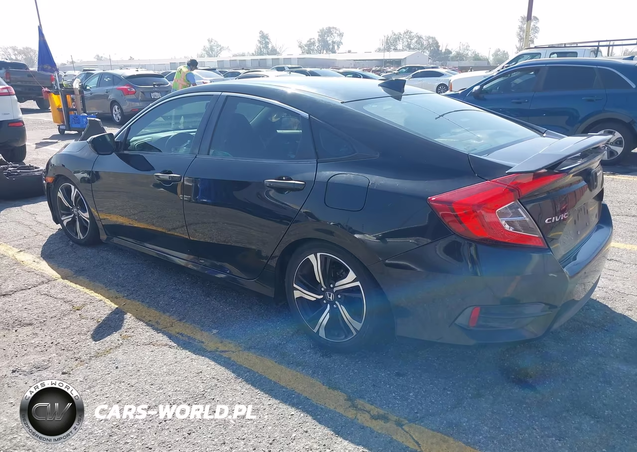 2017 Honda Civic Touring VIN:19XFC1F90HE005960 - 3