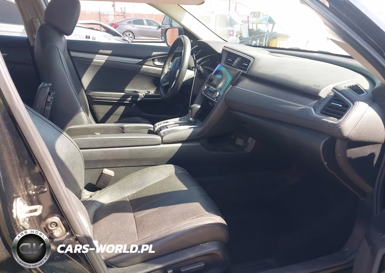 2017 Honda Civic Touring VIN:19XFC1F90HE005960 - 5