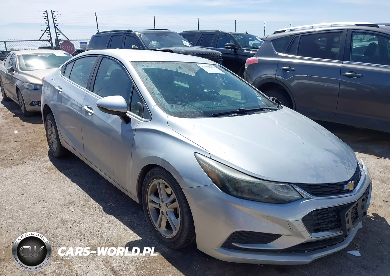 2017 Chevrolet Cruze Lt Auto – zdjęcie 1 z 16
