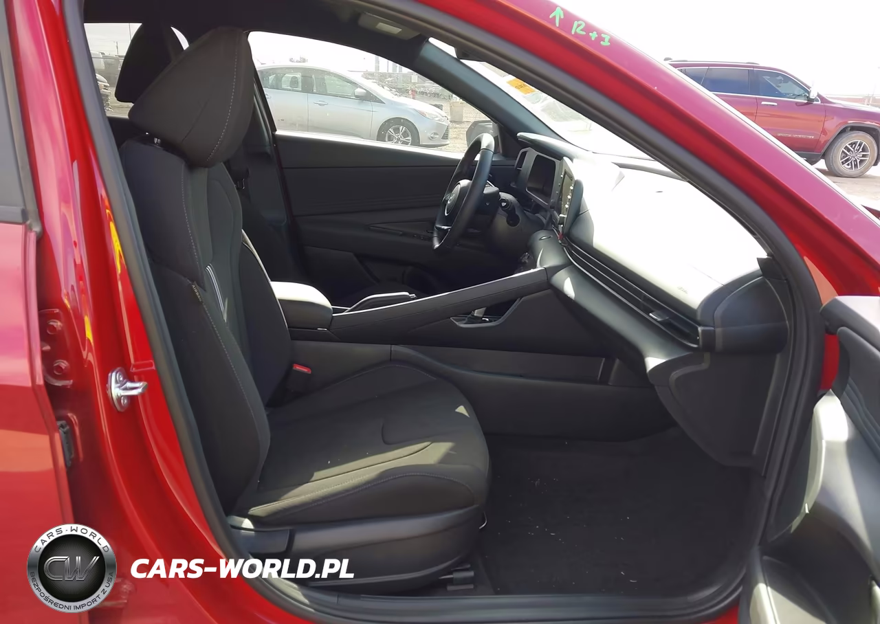 2025 Hyundai Elantra Sel Sport VIN:KMHLM4DG8SU095009 - 5
