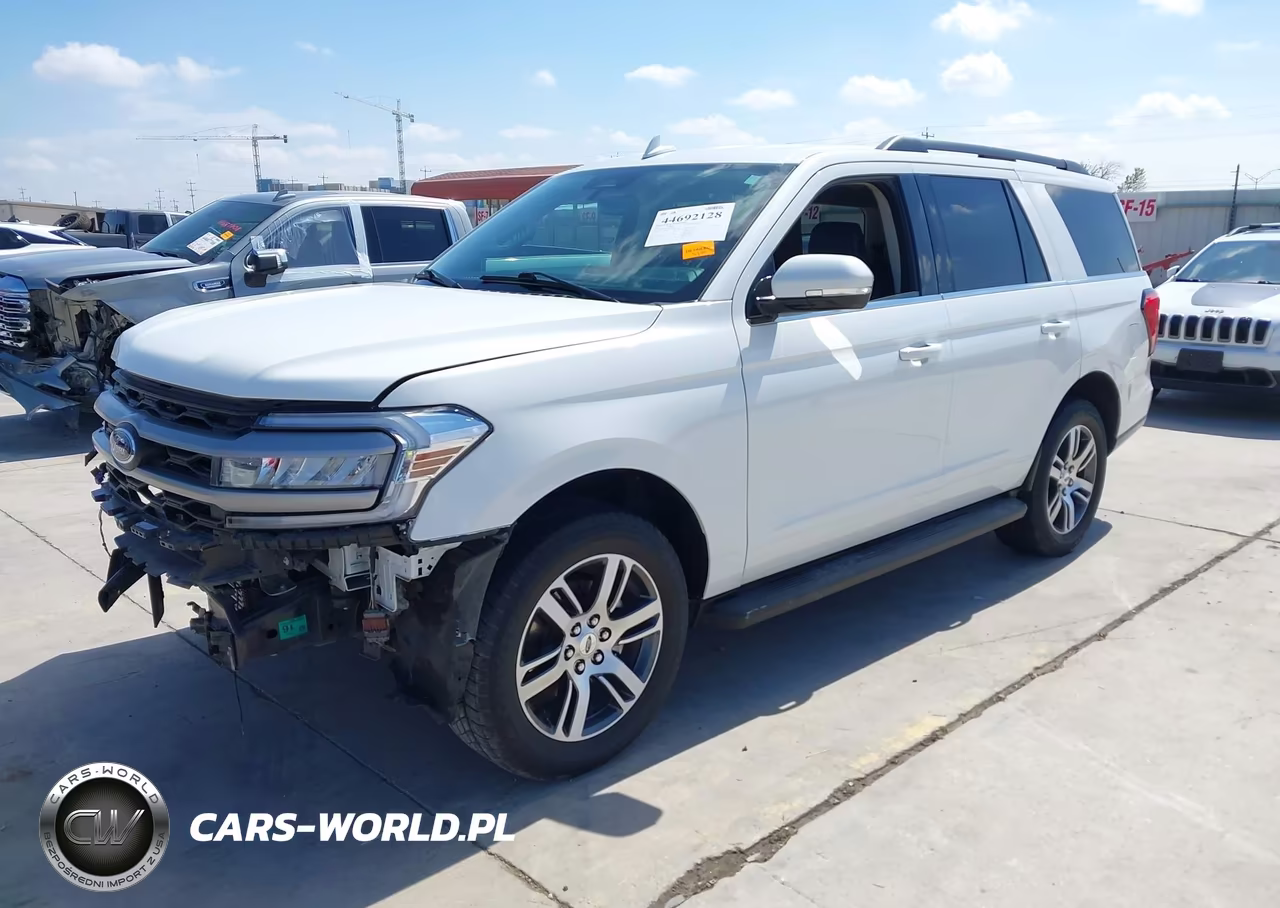 2024 Ford Expedition Xlt VIN:1FMJU1H89REA40694 - 2