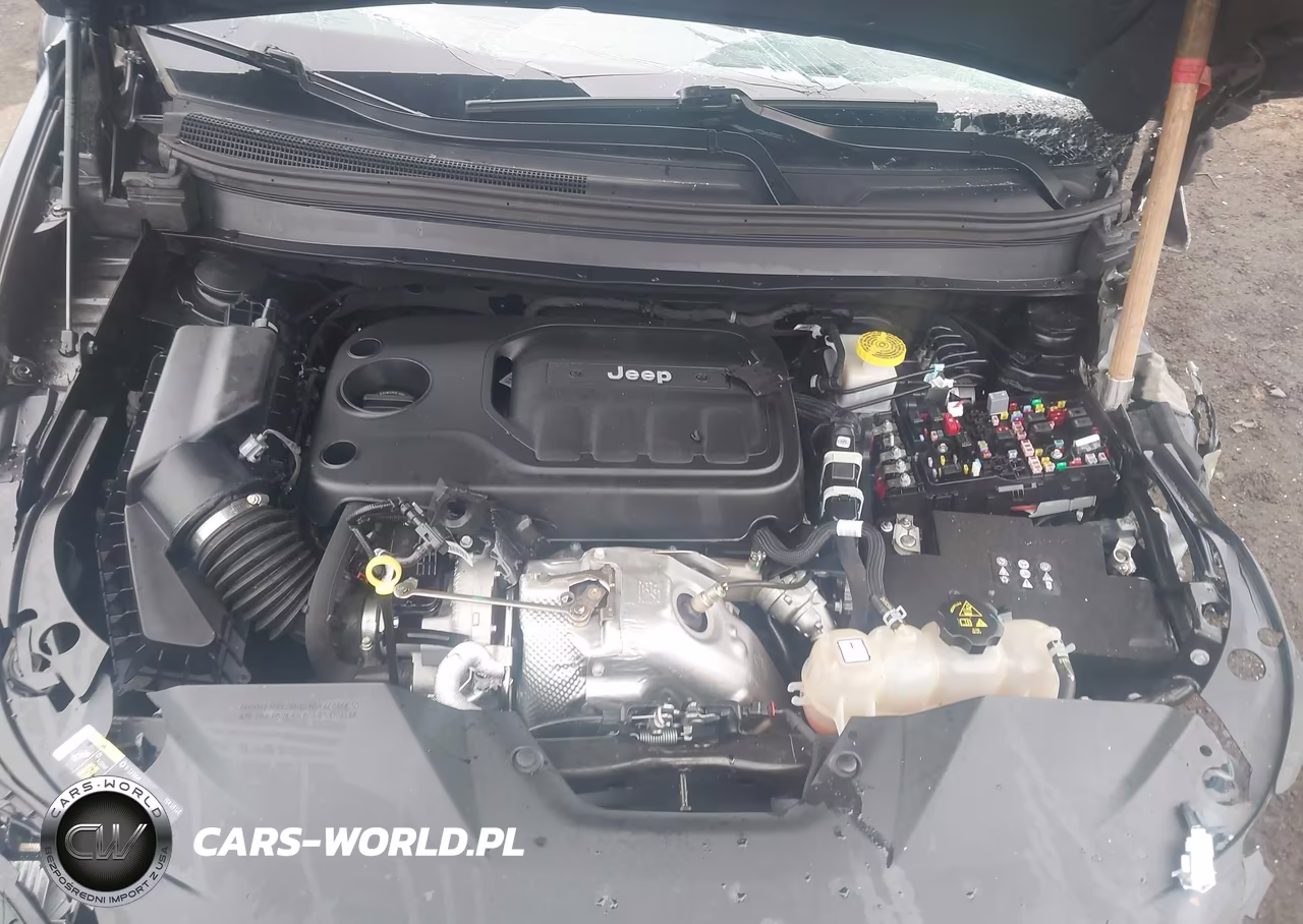 2022 Jeep Cherokee Latitude Lux 4X4 VIN:1C4PJMMN3ND513672 - 10
