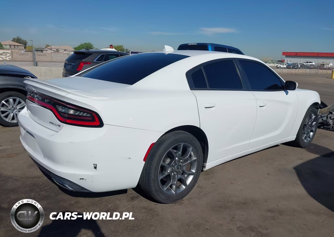 2017 Dodge Charger Sxt Awd VIN:2C3CDXJG4HH596375 - 4