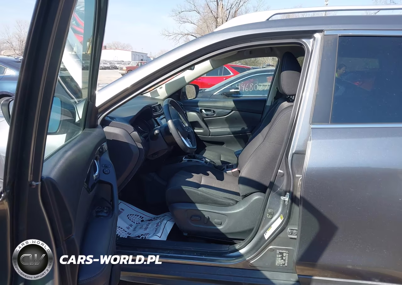 2017 Nissan Rogue Sv VIN:KNMAT2MV9HP619339 - 5