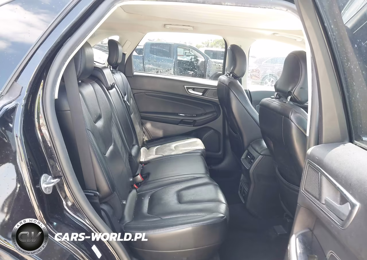 2019 Ford Edge Titanium VIN:2FMPK4K9XKBB70410 - 8