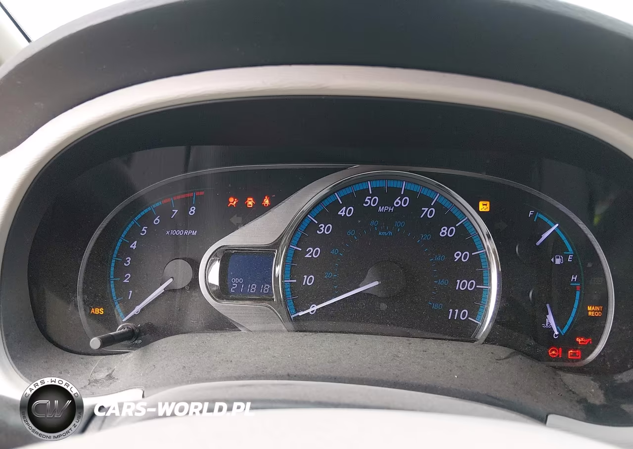 2011 Toyota Sienna Limited V6 VIN:5TDYK3DC3BS097830 - 7
