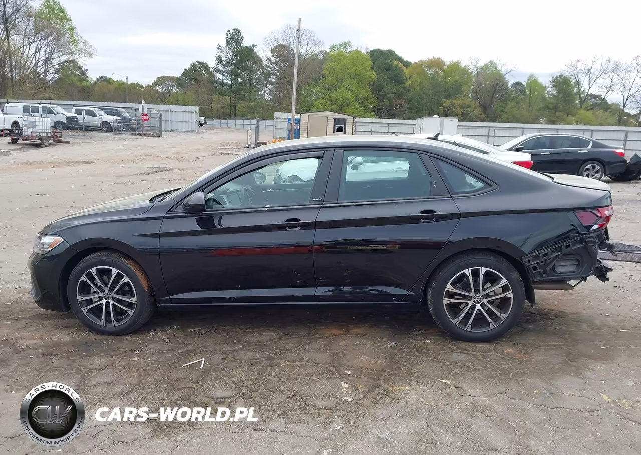 2023 Volkswagen Jetta 1.5T Sport VIN:3VWBM7BU0PM011106 - 14