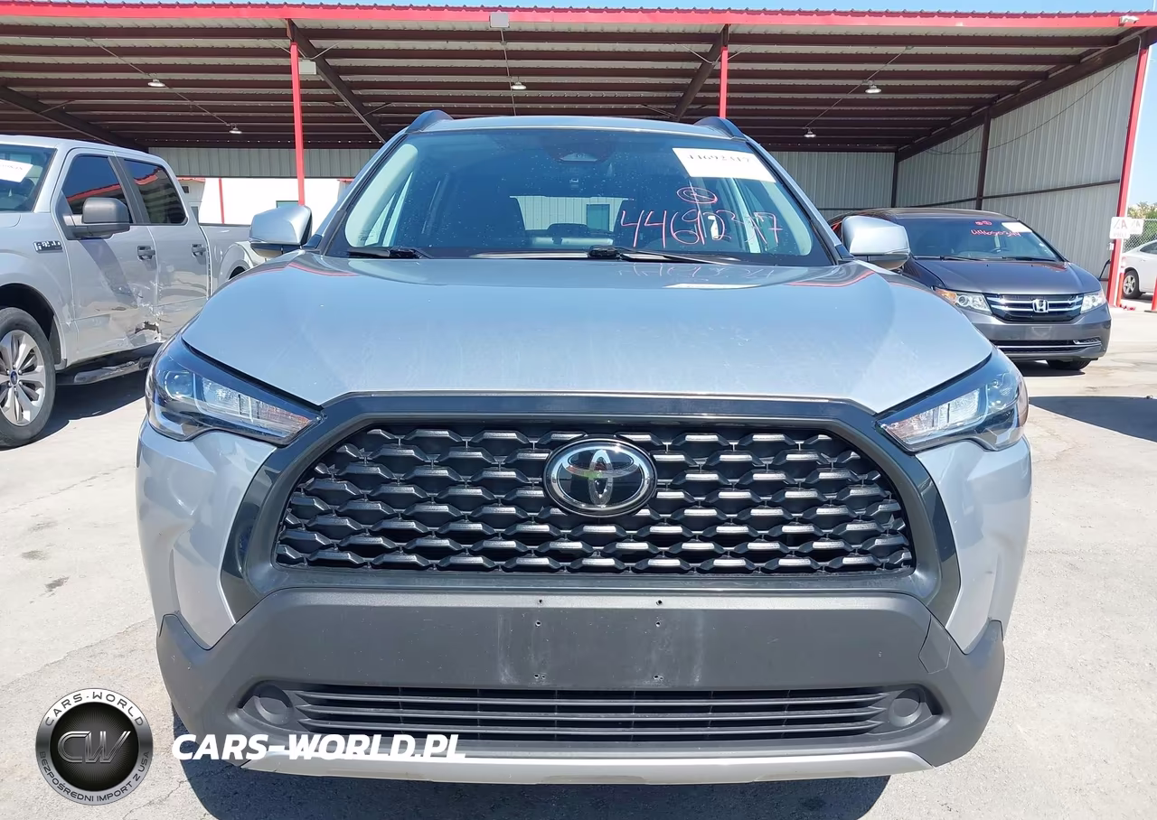 2023 Toyota Corolla Cross Le VIN:7MUCAAAG7PV048345 - 13