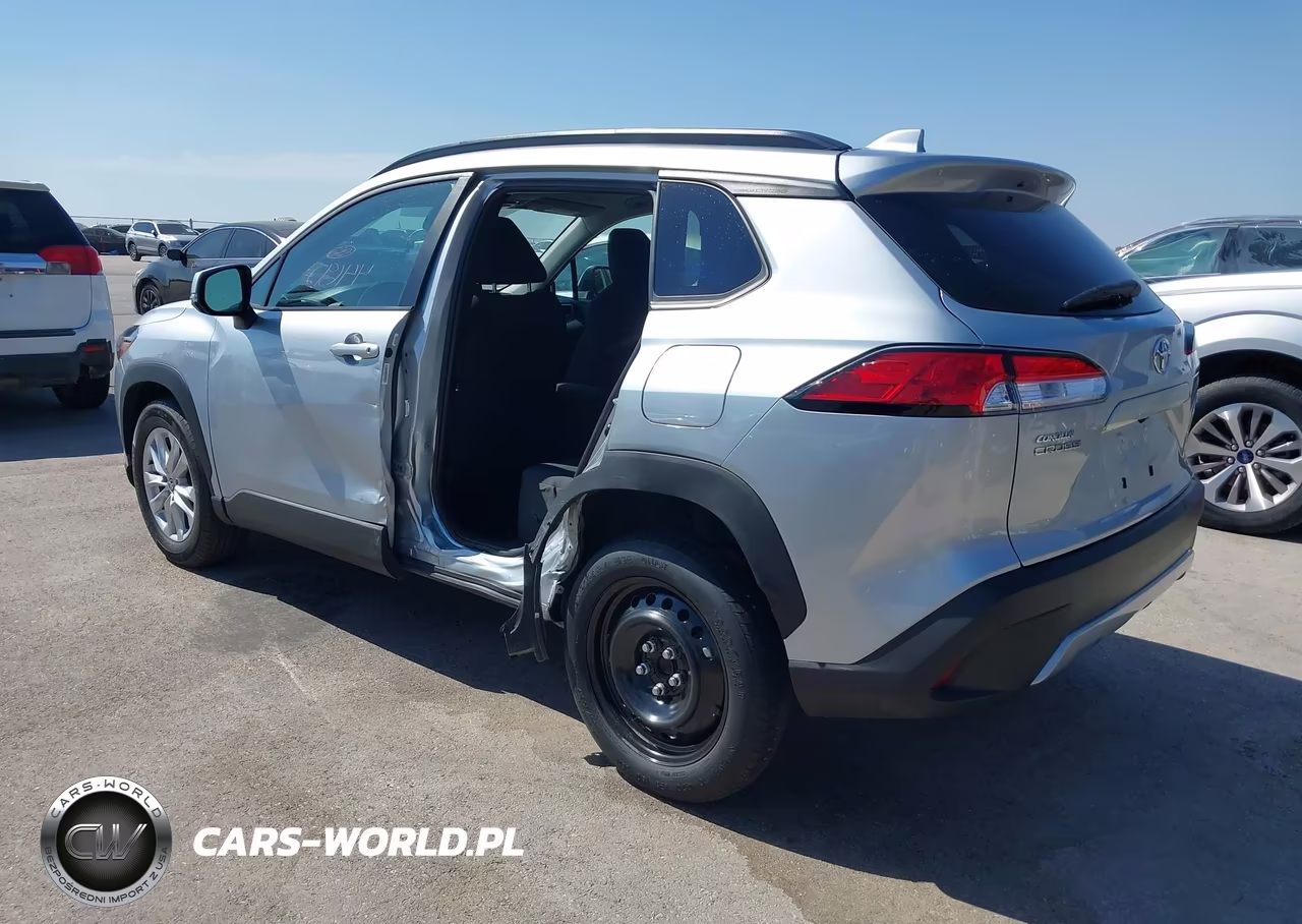 2023 Toyota Corolla Cross Le VIN:7MUCAAAG7PV048345 - 3