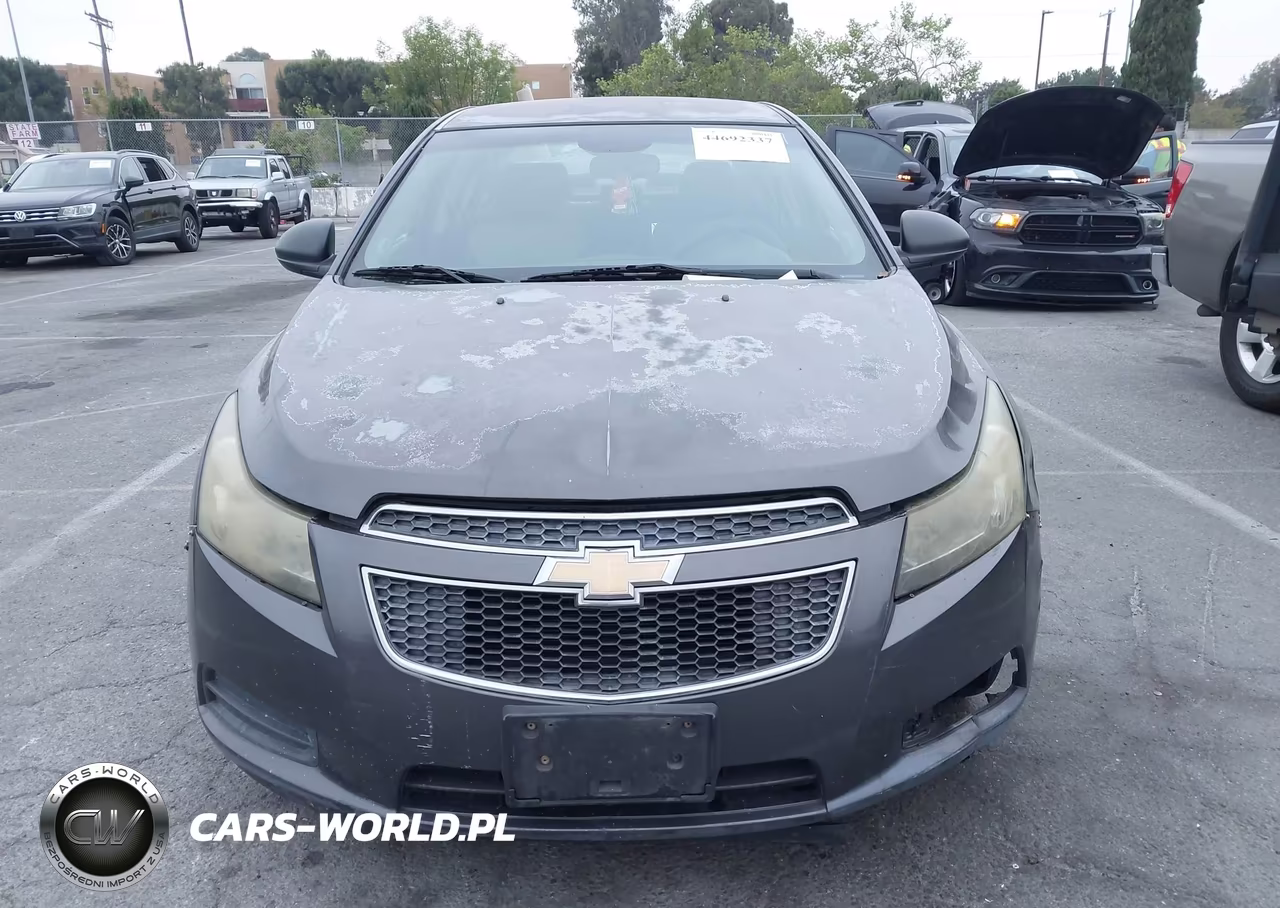 2011 Chevrolet Cruze Ls VIN:1G1PC5SHOB7224927 - 12