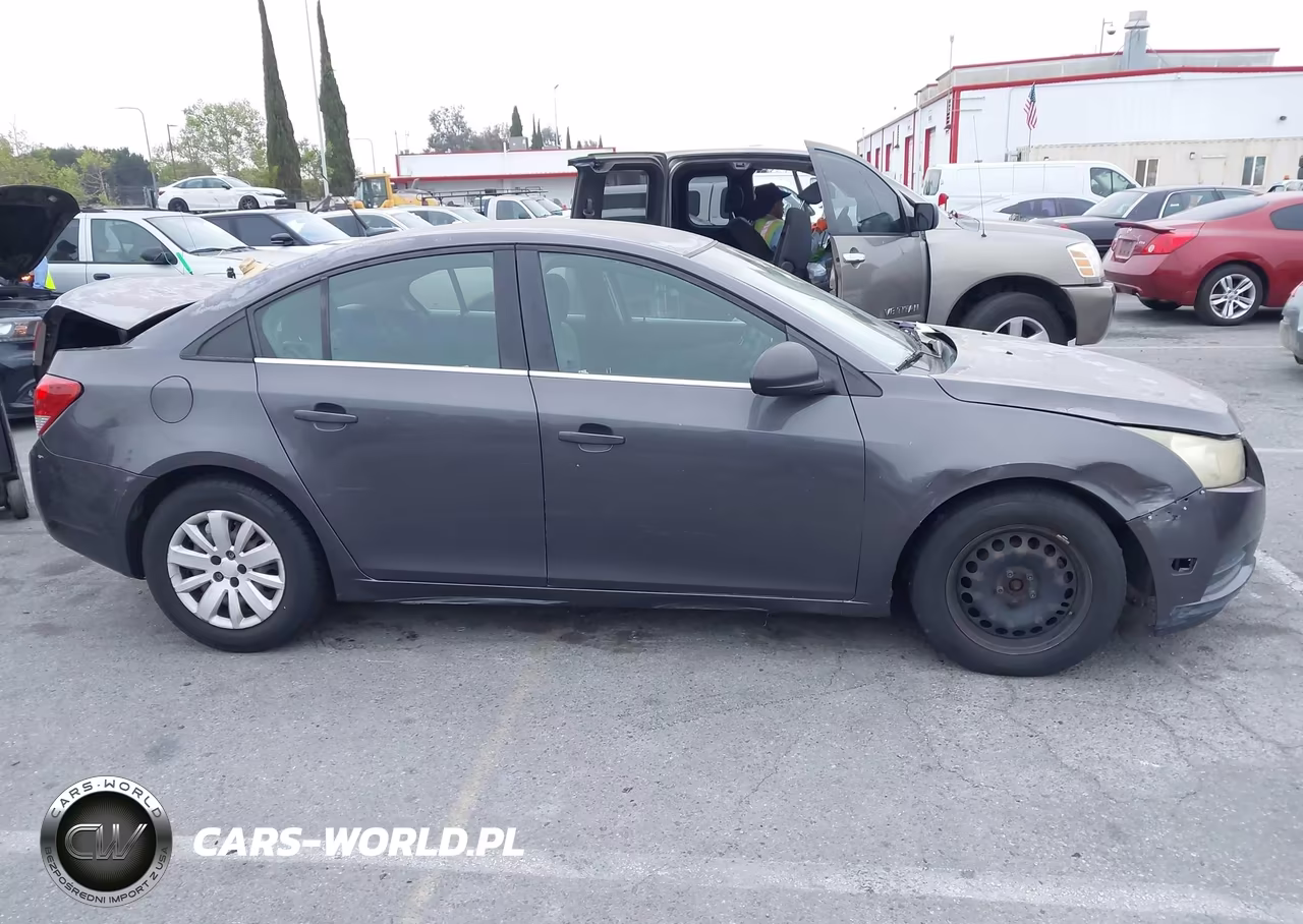 2011 Chevrolet Cruze Ls VIN:1G1PC5SHOB7224927 - 13