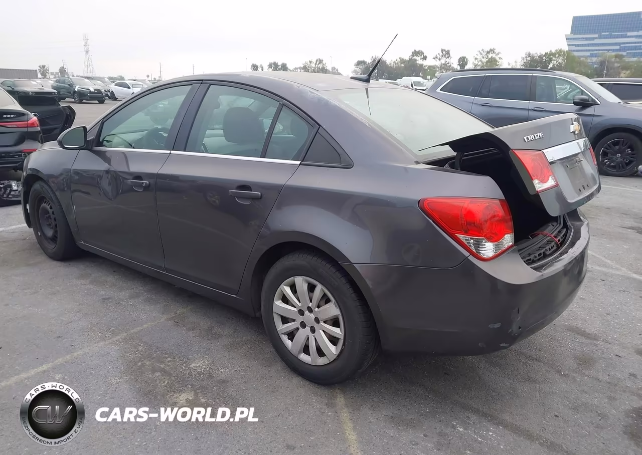 2011 Chevrolet Cruze Ls VIN:1G1PC5SHOB7224927 - 3