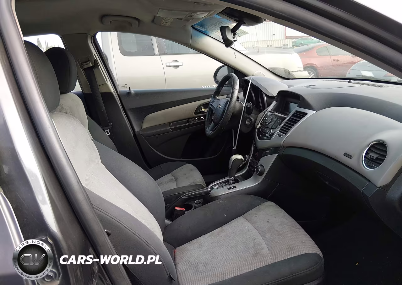 2011 Chevrolet Cruze Ls VIN:1G1PC5SHOB7224927 - 5