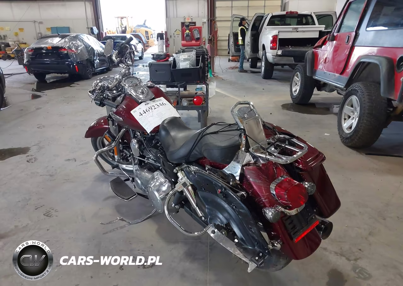 2015 Harley-Davidson Fld Switchback VIN:1HD1GZM19FC307180 - 3