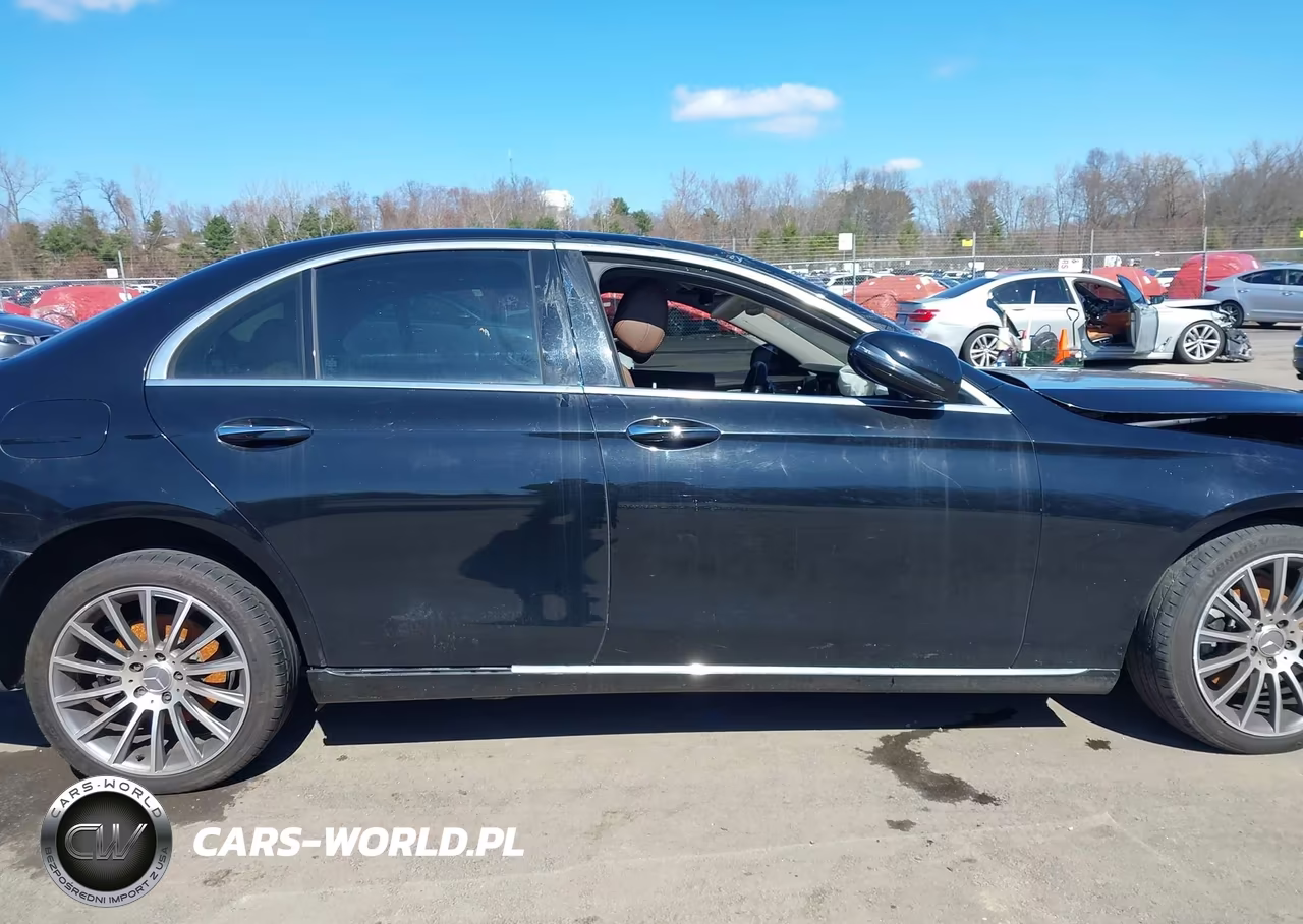 2018 Mercedes-Benz E 300 4Matic VIN:WDDZF4KB3JA435804 - 12