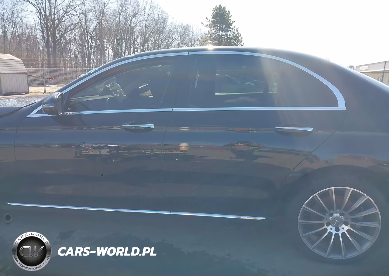 2018 Mercedes-Benz E 300 4Matic VIN:WDDZF4KB3JA435804 - 13