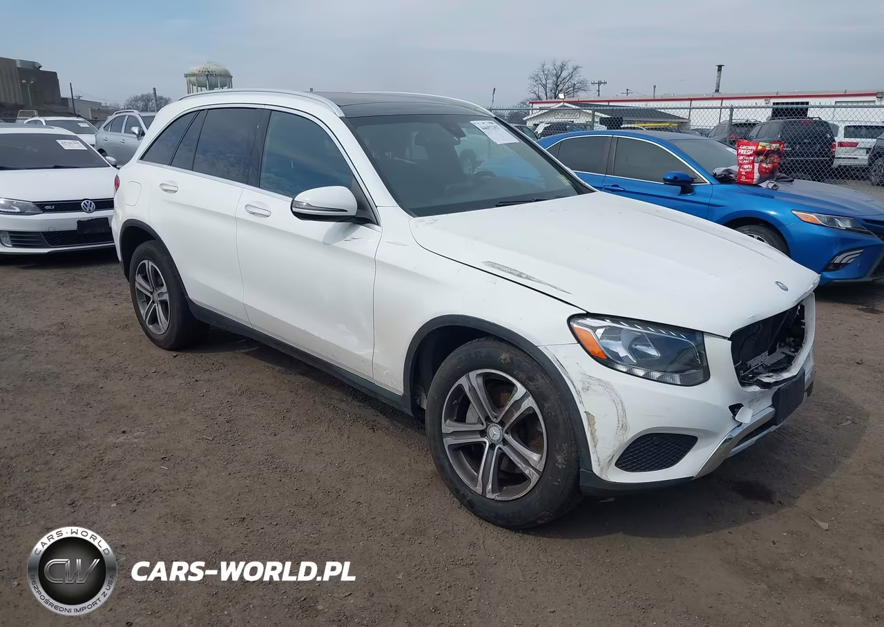 2017 Mercedes-Benz Glc 300 4Matic – zdjęcie 1 z 15
