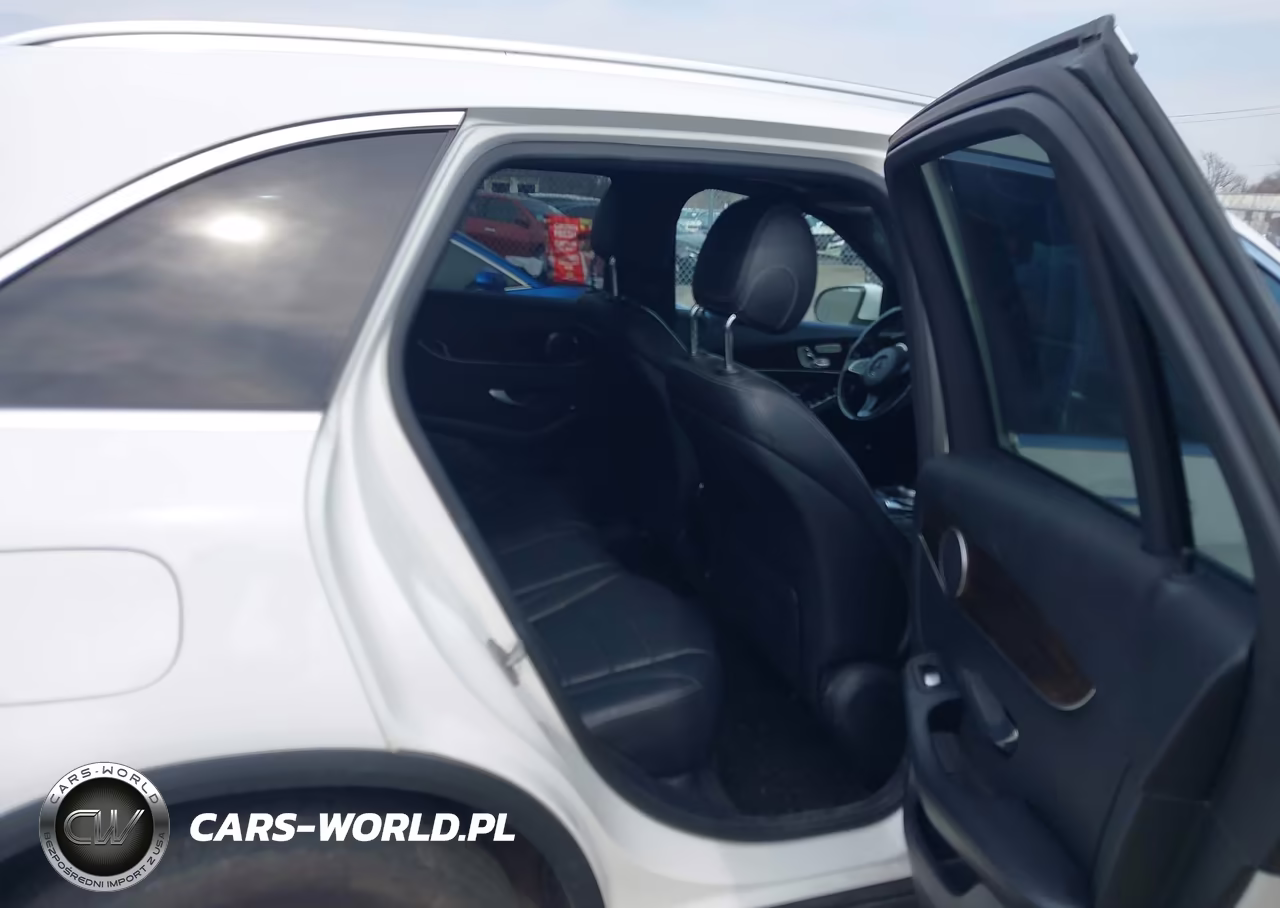 2017 Mercedes-Benz Glc 300 4Matic VIN:WDC0G4KB2HF149918 - 8