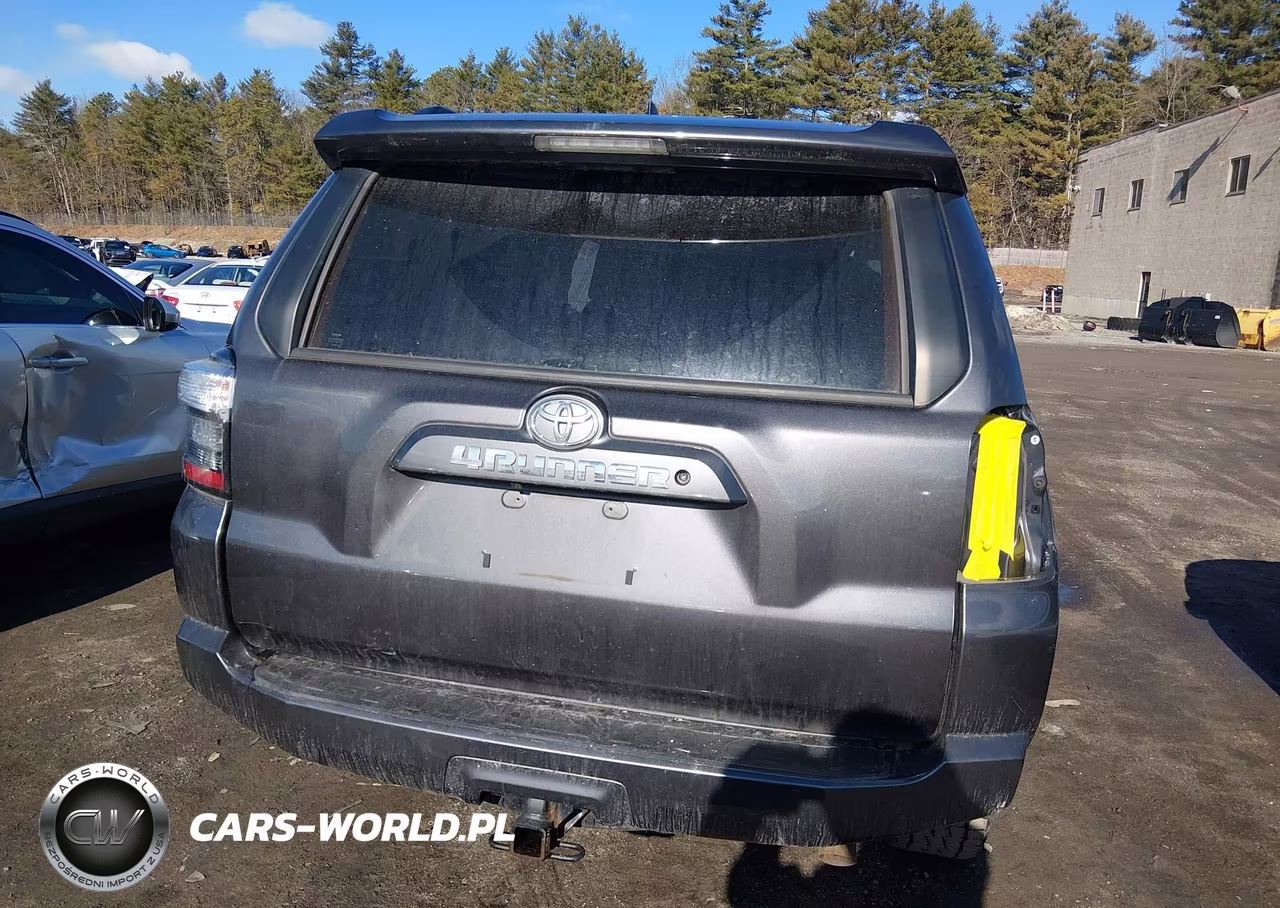 2021 Toyota 4Runner Sr5 VIN:JTEMU5JR9M5886064 - 17