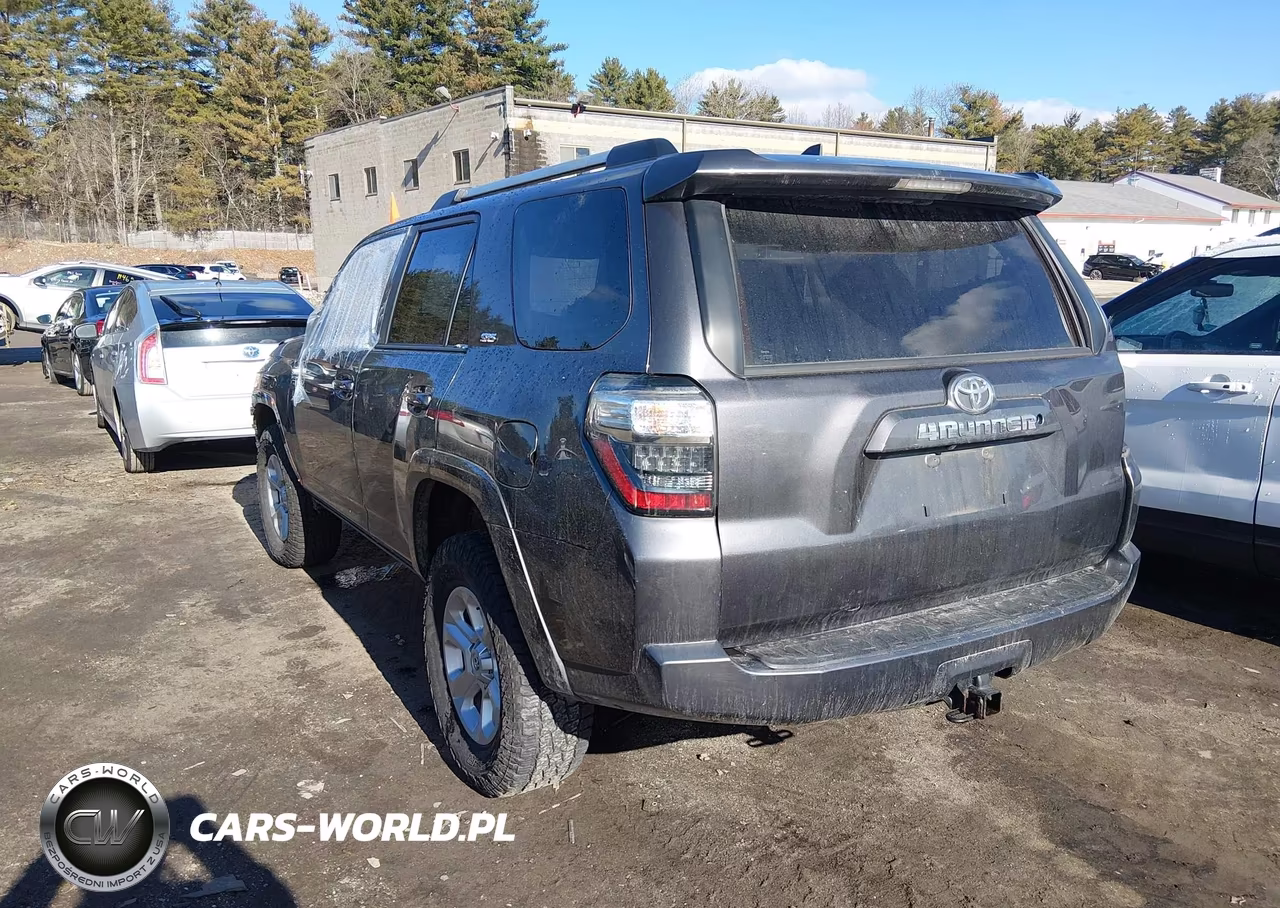 2021 Toyota 4Runner Sr5 VIN:JTEMU5JR9M5886064 - 3