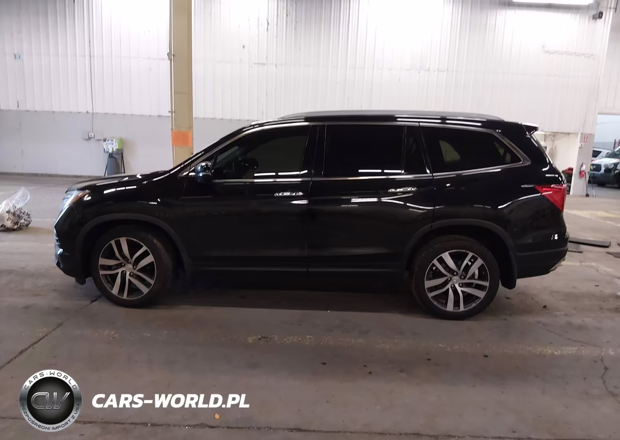 2017 Honda Pilot Touring VIN:5FNYF6H91HB093793 - 14