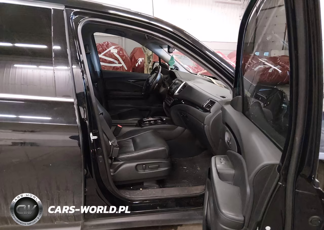 2017 Honda Pilot Touring VIN:5FNYF6H91HB093793 - 5