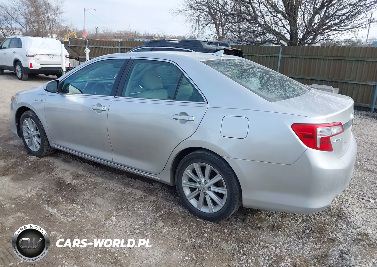 2012 Toyota Camry Hybrid Xle VIN:4T1BD1FK5CU035752 - 3