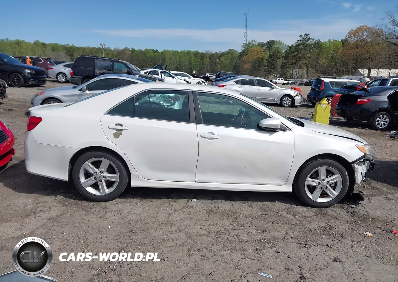 2014 Toyota Camry Se VIN:4T1BF1FK4EU454723 - 14